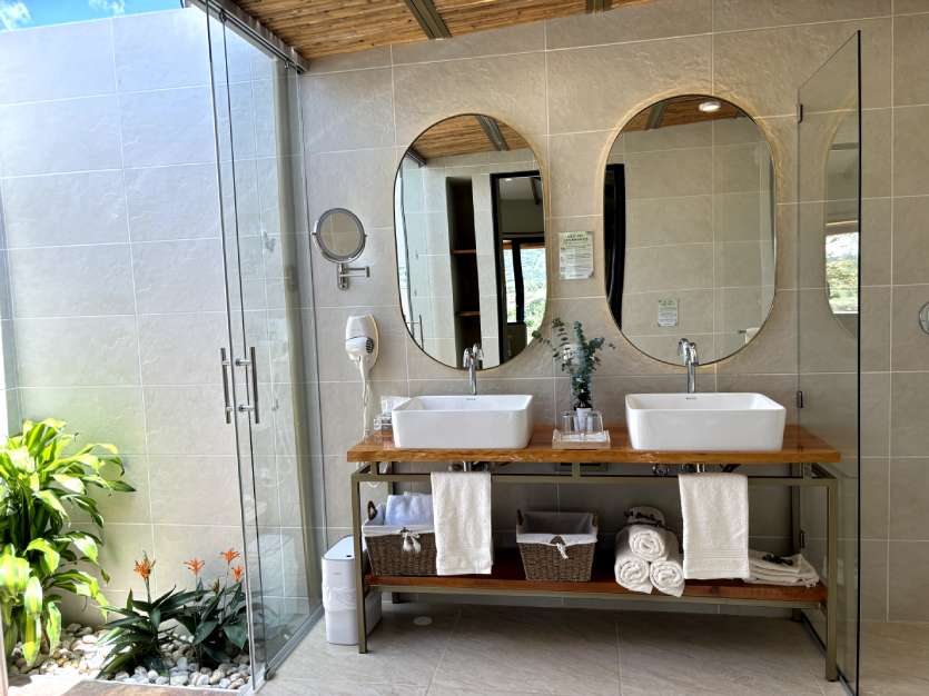 Baño de Lujo estilo Campestre en tamarameque